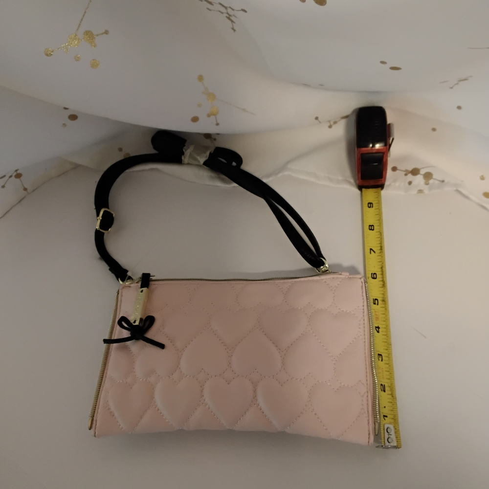 Betsey Johnson Light Pink Heart Crossbody Bag - Picture 3 of 5
